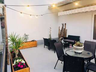 Проживание в семье Dino’s House Улцинь-7